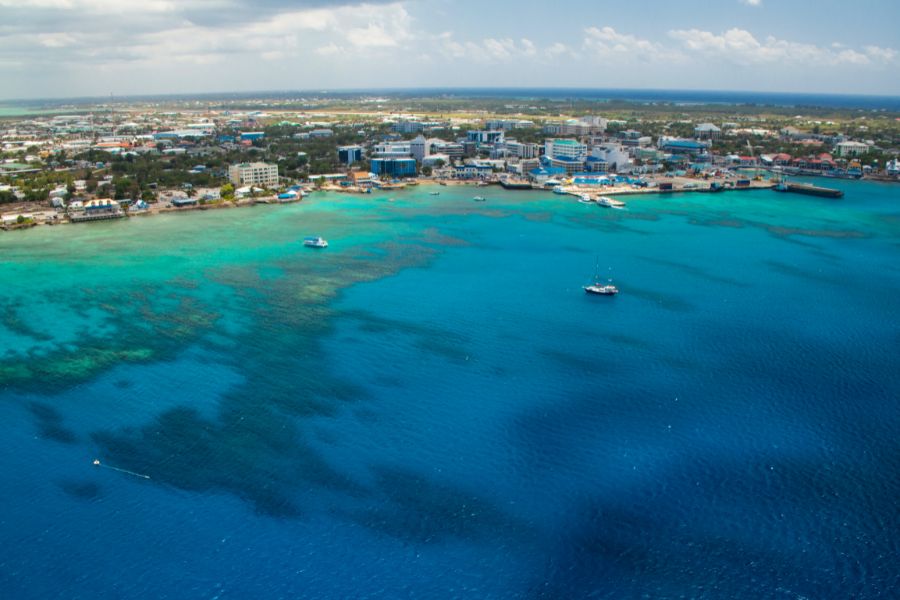 Essential Driving Tips for Grand Cayman Cayman Brac and Little Cayman