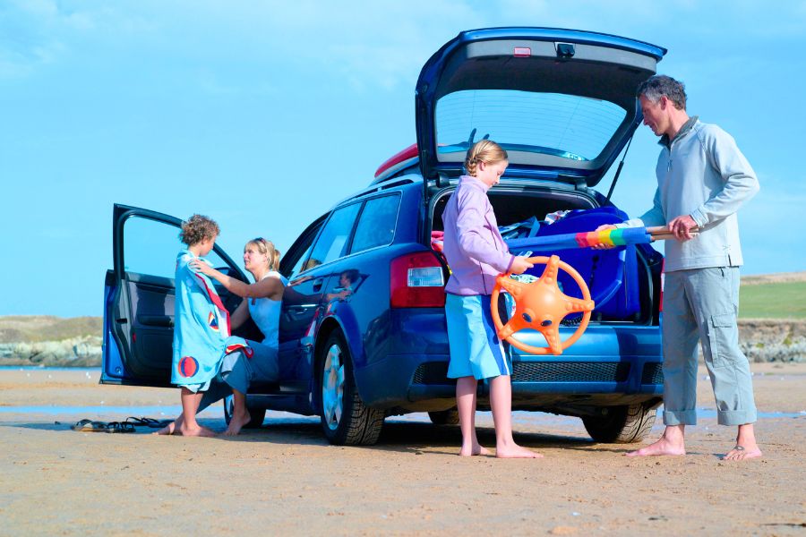 Fun Family Activities Just a Drive Away in the Cayman Islands